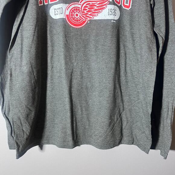 Detroit Red Wings Long Sleeve Shirt Mens Medium Gray NWOT NHL Hockey Tee - Picture 8 of 8